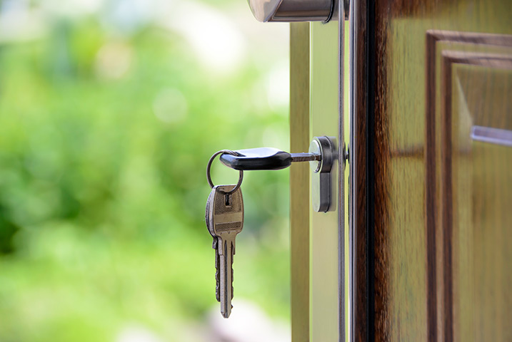 A2B Locks are able to provide local locksmiths in Lincoln to repair your broken locks. 